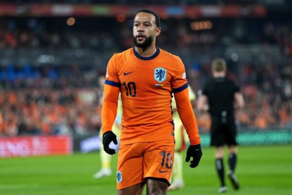 Saiba como foi o retorno de Depay à Holanda; craque joga domingo agora saiba-como-foi-o-retorno-de-depay-a-holanda;-craque-joga-neste-domingo